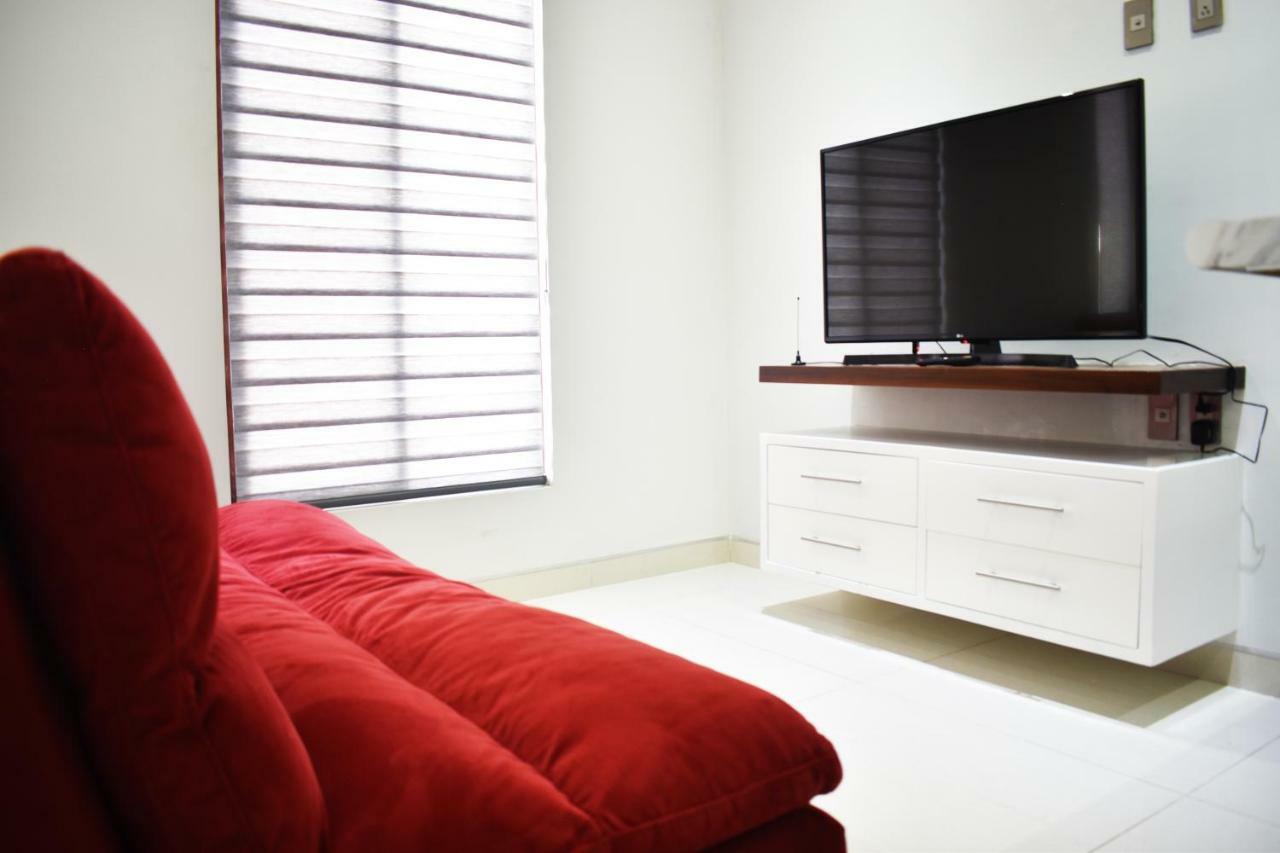 En El Centro 3 Hermoso Loft Familiar Ac Wifi 300 Mbps Агуаскальентес Экстерьер фото