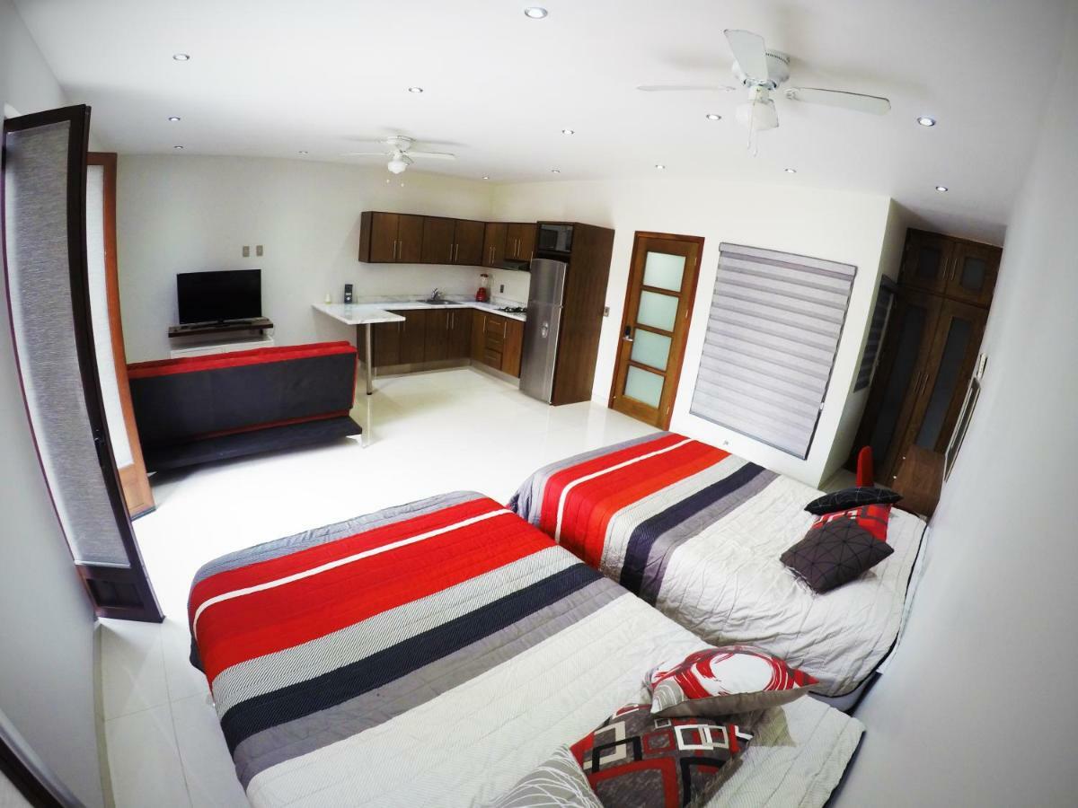 En El Centro 3 Hermoso Loft Familiar Ac Wifi 300 Mbps Агуаскальентес Экстерьер фото