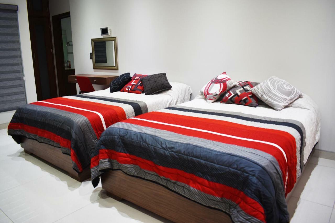 En El Centro 3 Hermoso Loft Familiar Ac Wifi 300 Mbps Агуаскальентес Экстерьер фото